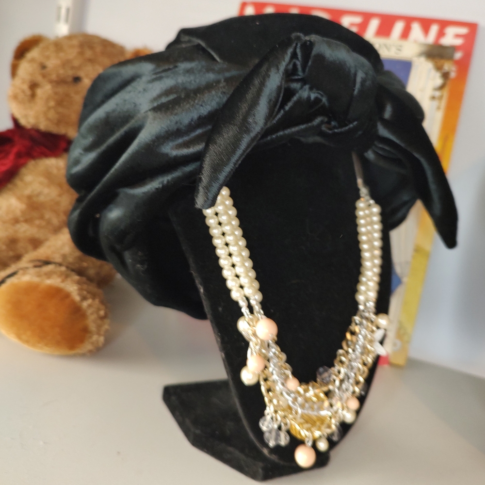 Vintage Christian Dior Black Velvet Turban / Flapper style 1950s 60s M/L Rare 🖤